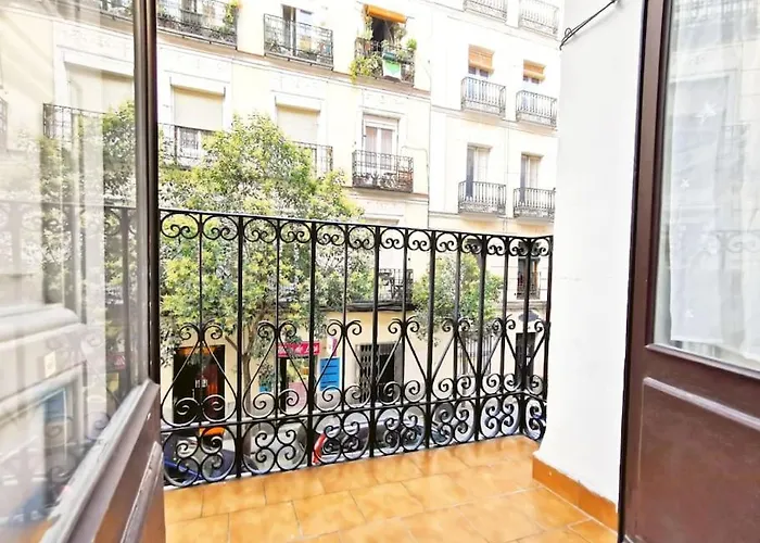 Alojamiento En Centro De Madrid